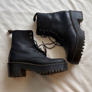 Dr. Martens Shriver Hi Platform Heeled Boots | Black Leather Size 8